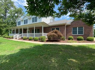 32 Hazelnut Dr #1&2, Flora, IL 62839