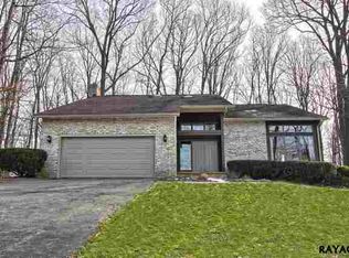 325 Oakwood Rd, New Freedom, PA 17349