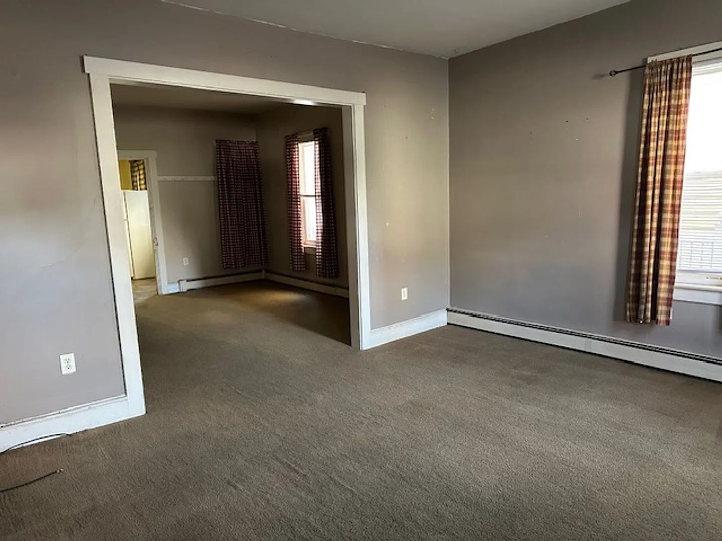 Charming 3-bedroom, 1.5-bath home in Millersburg School District! — Photo 3