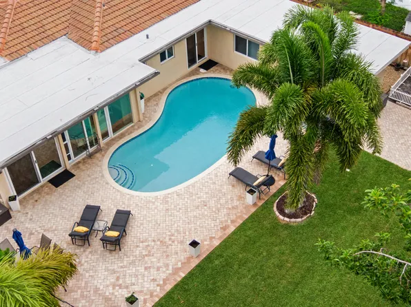 2070 NE 63rd Street, Fort Lauderdale, FL 33308