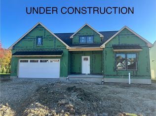 3116 Blossom Trail Dr, Brunswick, OH 44212