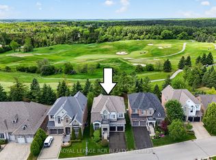 19 Emerald Heights Dr, Whitchurch Stouffville, ON L4A0C8