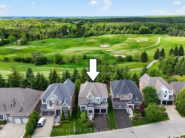 19 Emerald Heights Dr, Whitchurch Stouffville, ON L4A 0C8