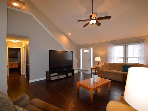 4th image of 222 Yehlshire Dr