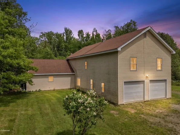 33 Gardiner Street, Sherman, ME 04776