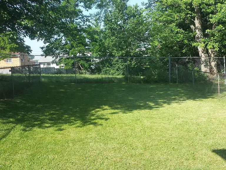 Nice large back yard