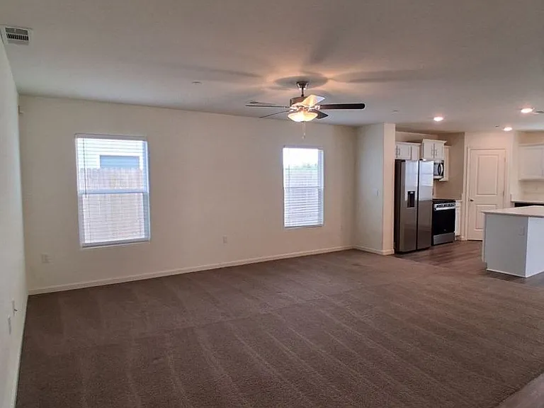 1646 Concord Ave — Photo 4