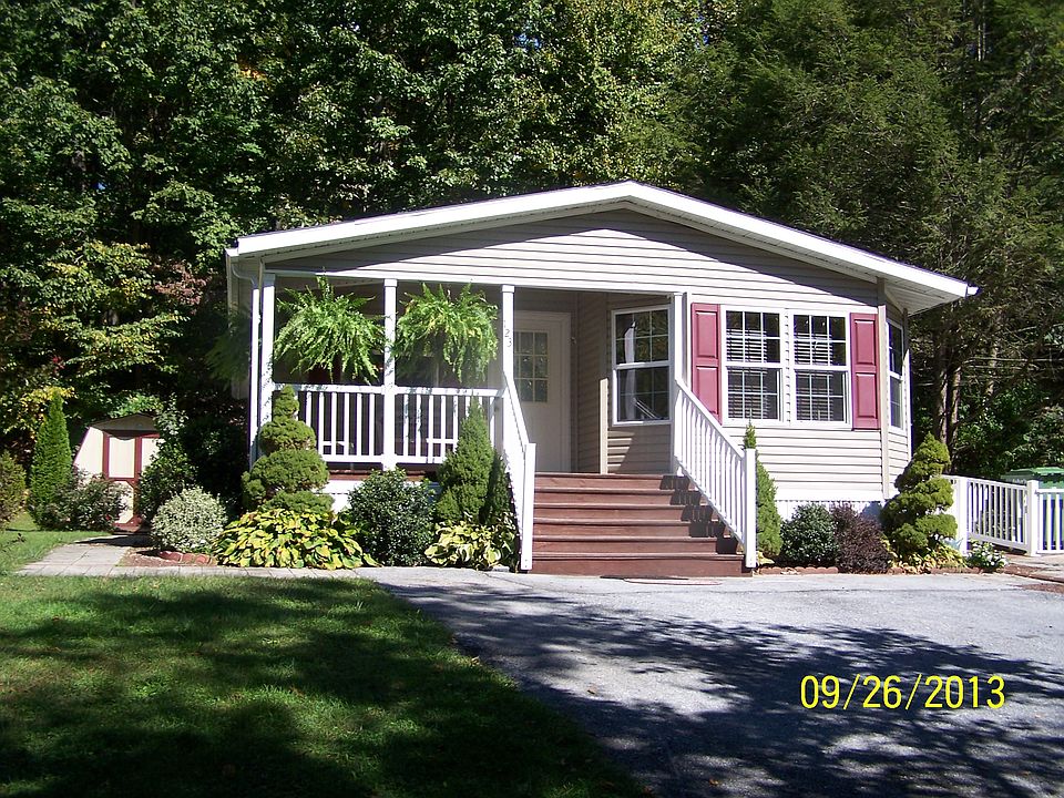 Exterior Front Entry