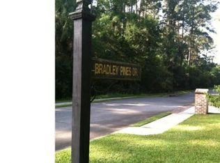 4 Bradley Pines Dr, Savannah, GA 31410