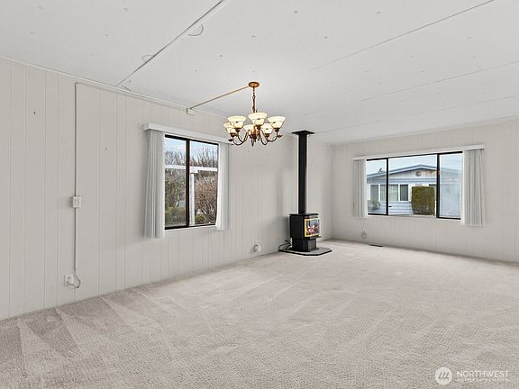 4th image of 1402 22nd Street NE #59