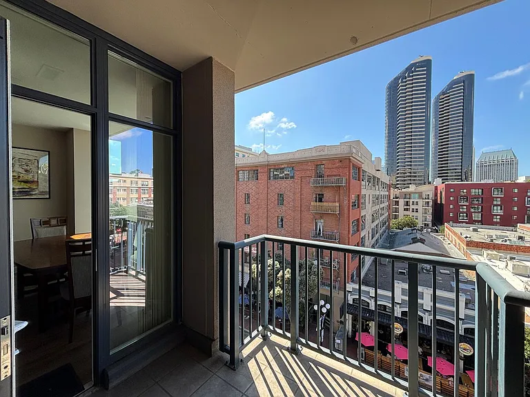 530 K St #506 — Photo 17
