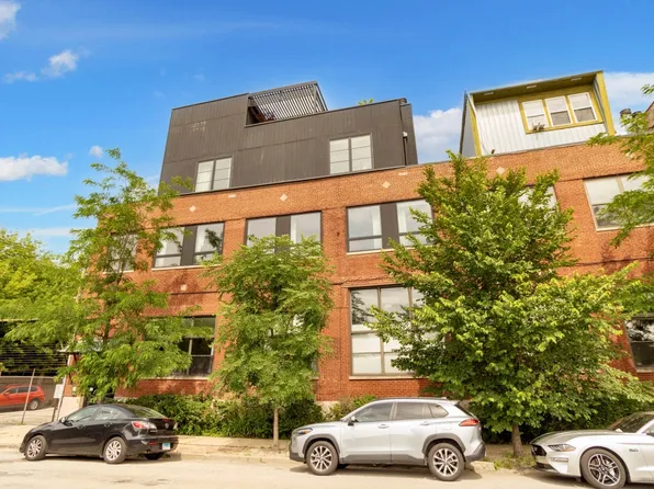 407 N Elizabeth St APT 202, Chicago, IL 60642