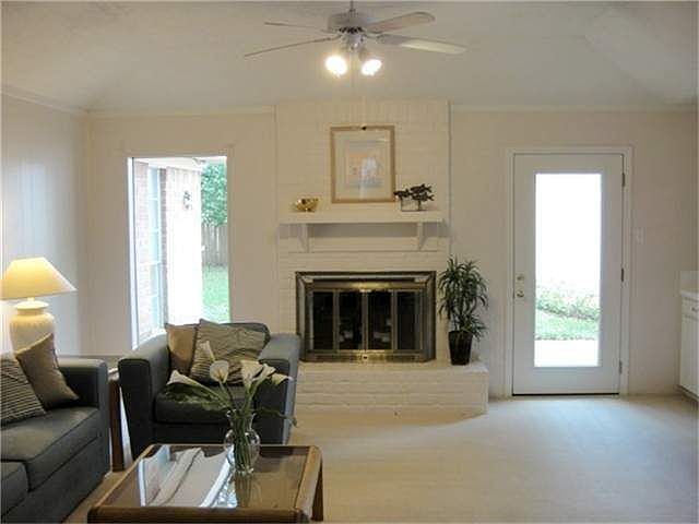 2nd image of 3322 Meadowcreek Dr