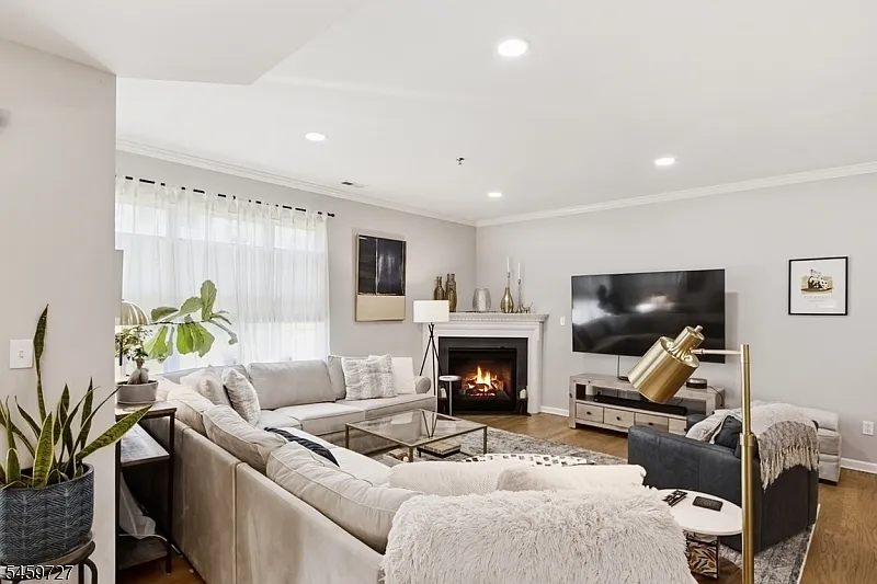 2 bed, 2.5 bath, $3,850 — Photo 3