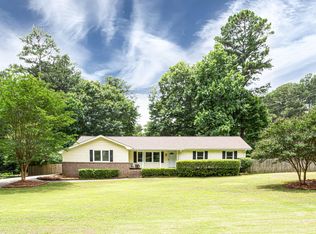 209 Hokes Pl, Lilburn, GA 30047