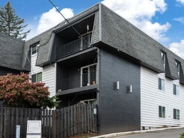 Spring Terrace, 2641-2654 SW Spring Garden St #323-04, Portland, OR 97219