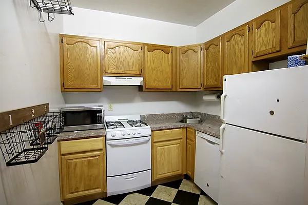 Rented by JK Dansar Corp | media 60