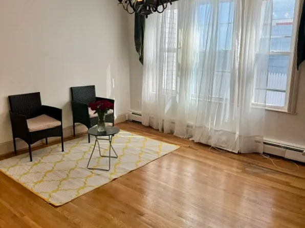 17 Ashland St #1, Medford, MA 02155