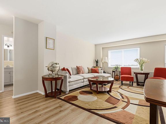 4th image of 1111 University Blvd W APT 1114-A