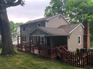 2716 Creekbed Ln, Charlotte, NC 28210