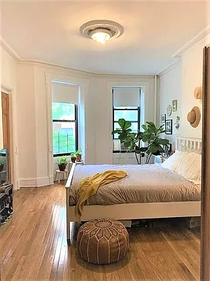 Rented by Virtual Real Estate | media 19