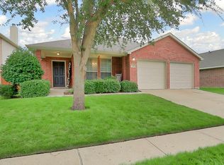 306 Highland Creek Dr, Wylie, TX 75098