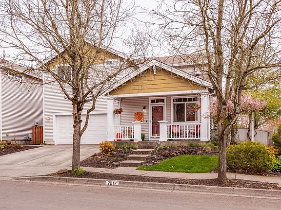 5th image of 2217 SE 174th Pl