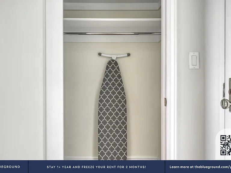 210 W 70th St #502 — Photo 12
