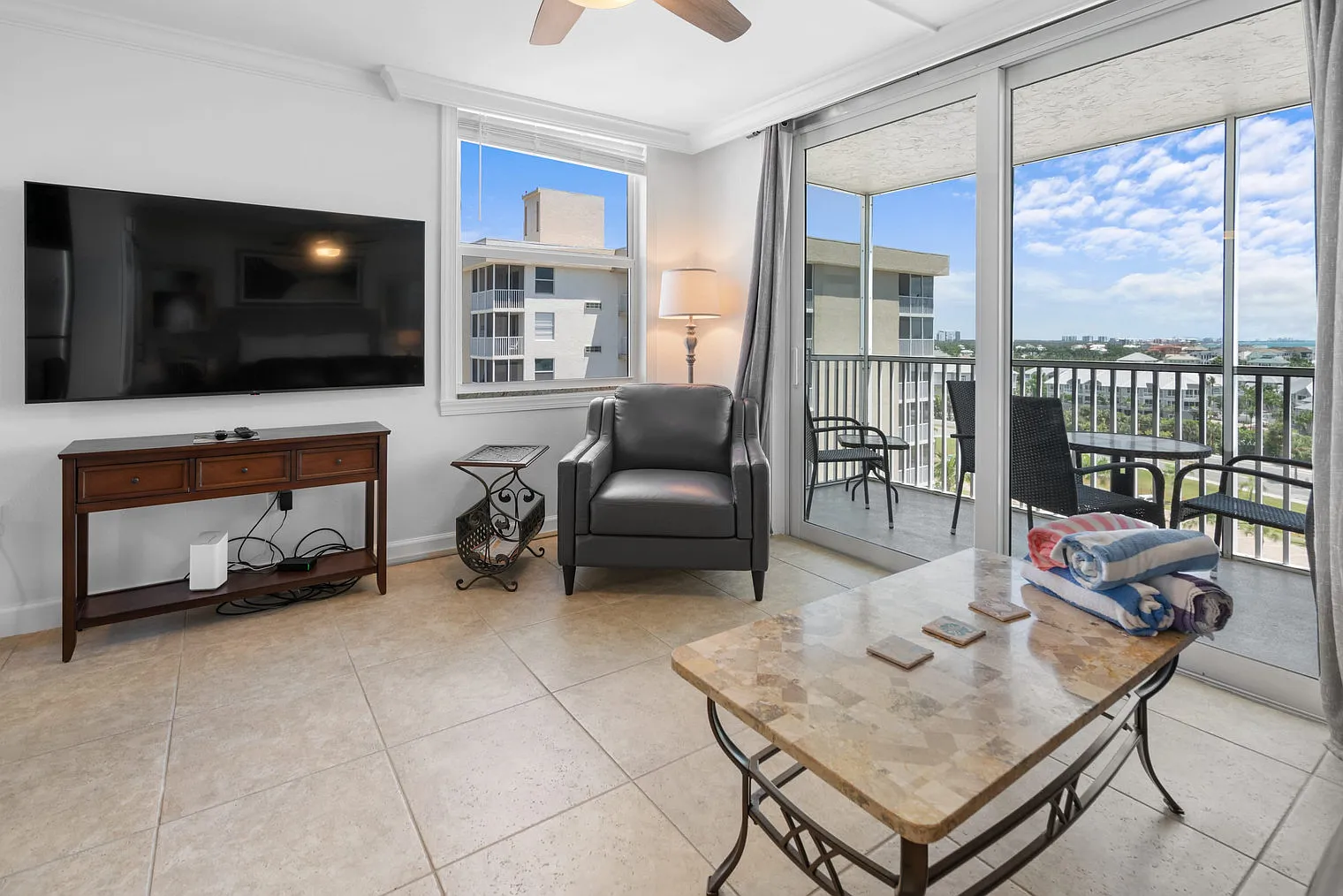 Studio, 1.0 bath, 505 sqft, $3,130 — Photo 2