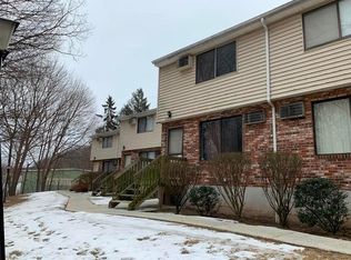 838 Blackstone Vlg, Meriden, CT 06450