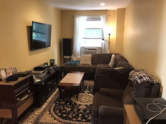 Rented by EXIT Realty Premium | media 19