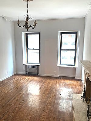 2nd image of 1341 2nd Ave #5