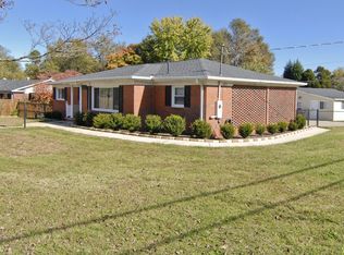 1800 E Lee Rd, Taylors, SC 29687