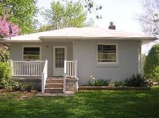 121 E 2nd St, Lynnville, IN