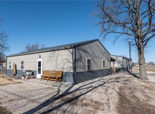 606 Fir St, Neodesha, KS 66757