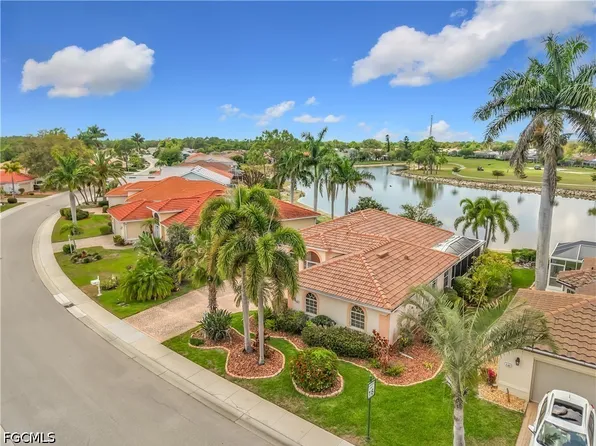 2181 Rio Nuevo Dr, North Fort Myers, FL 33917