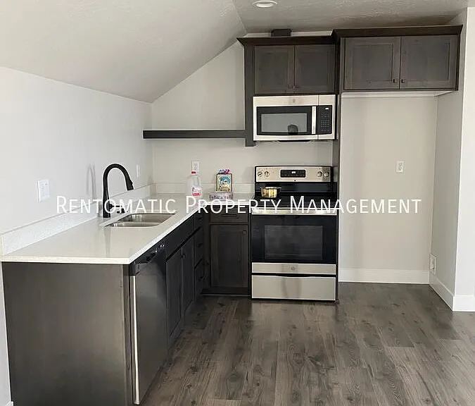 6303 W Copper Hawk Dr — Photo 3