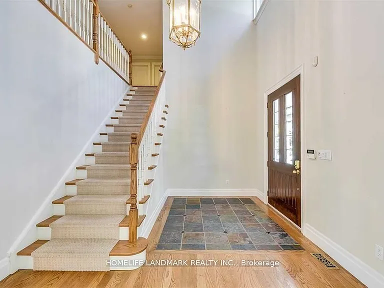 433 Cairncroft Rd — Photo 3