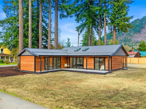 770 Madison Avenue, Darrington, WA 98241