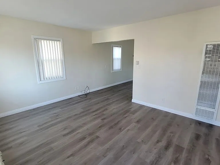 Park Verdugo Apartments — Photo 21