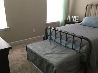 7028 University Dr, Norfolk, VA 23513