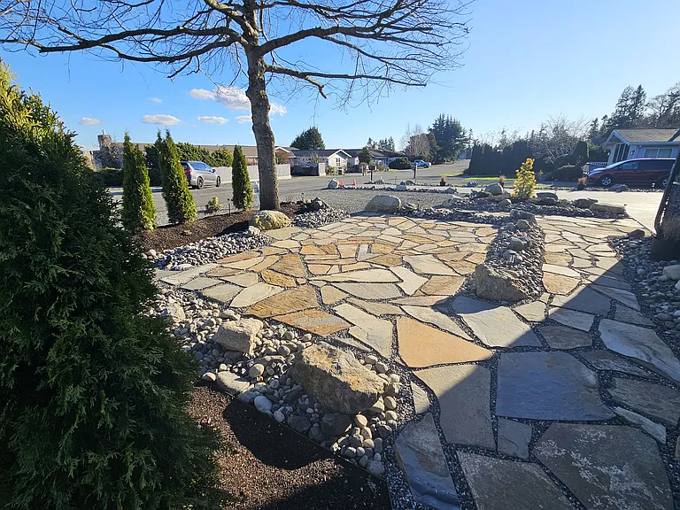 8227 Comox Rd — Photo 8