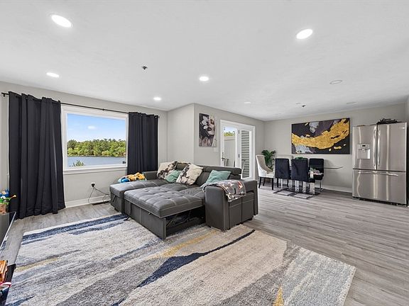 5th image of 241 Carver Rd APT 8