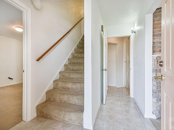 3rd image of 1115 Avenue L