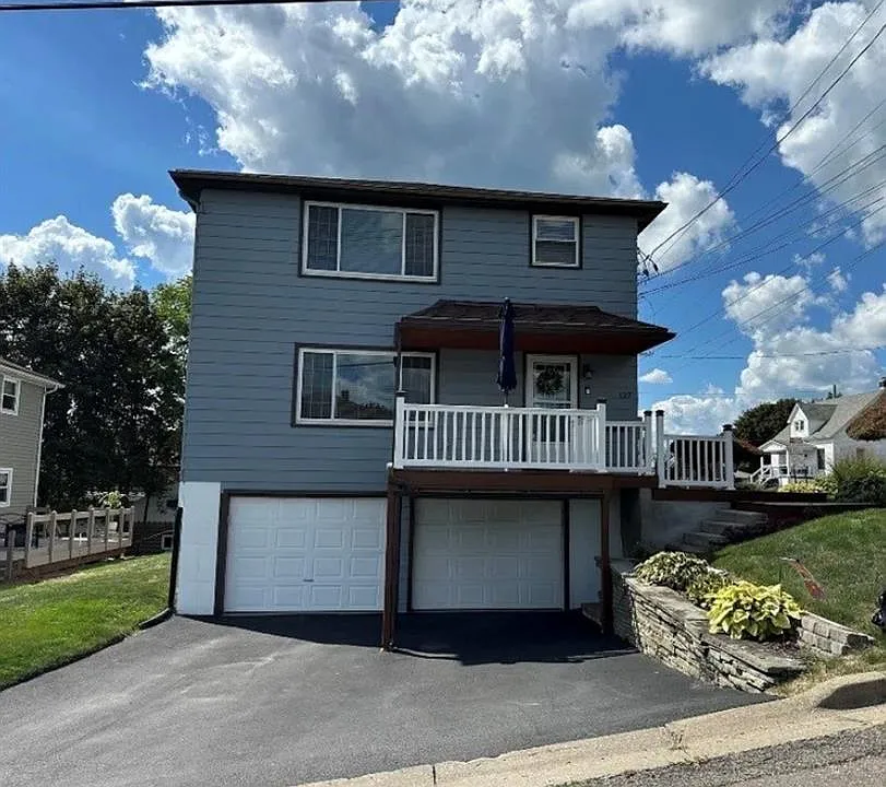 127 Pierce Ave #1