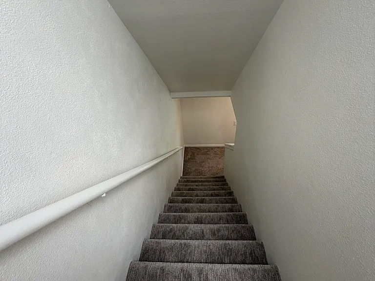 414 N Meldrum St #A — Photo 19