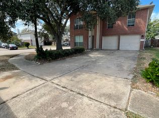 11718 Meadow Place Ct, Houston, TX 77071