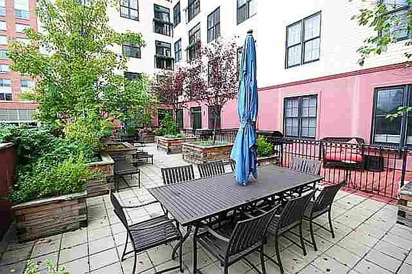 Sold by Hudson Place Realty | media 3