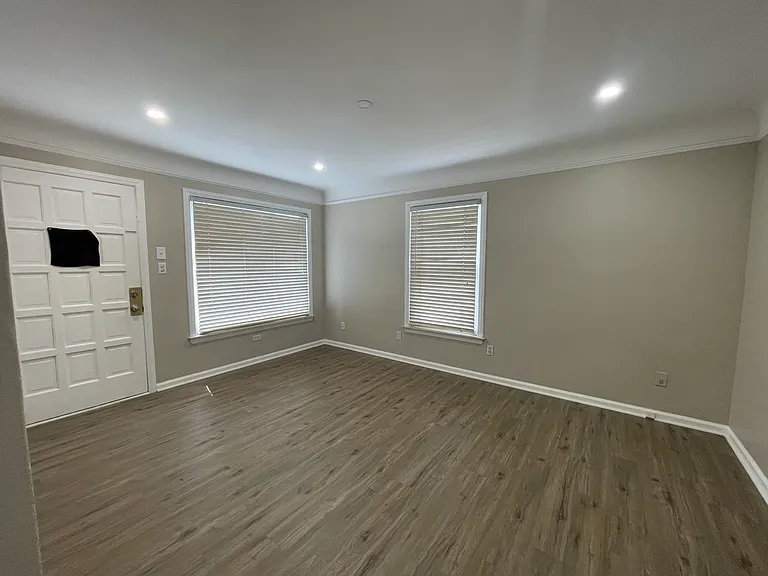 24410 Colgate St — Photo 6