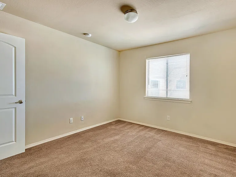 14302 Gil Reyes Dr #B — Photo 21